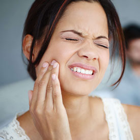 Can Urgent Care pull a tooth?