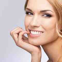 Who is the best cosmetic dentist?