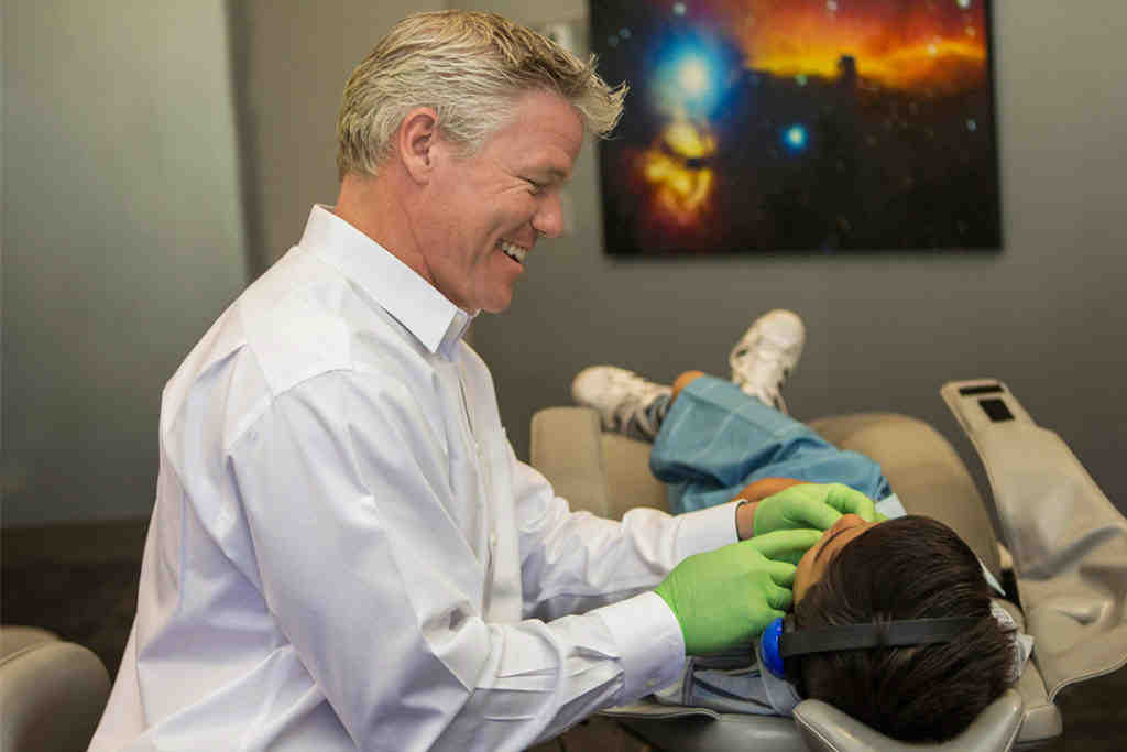 Who is the youngest dentist?
