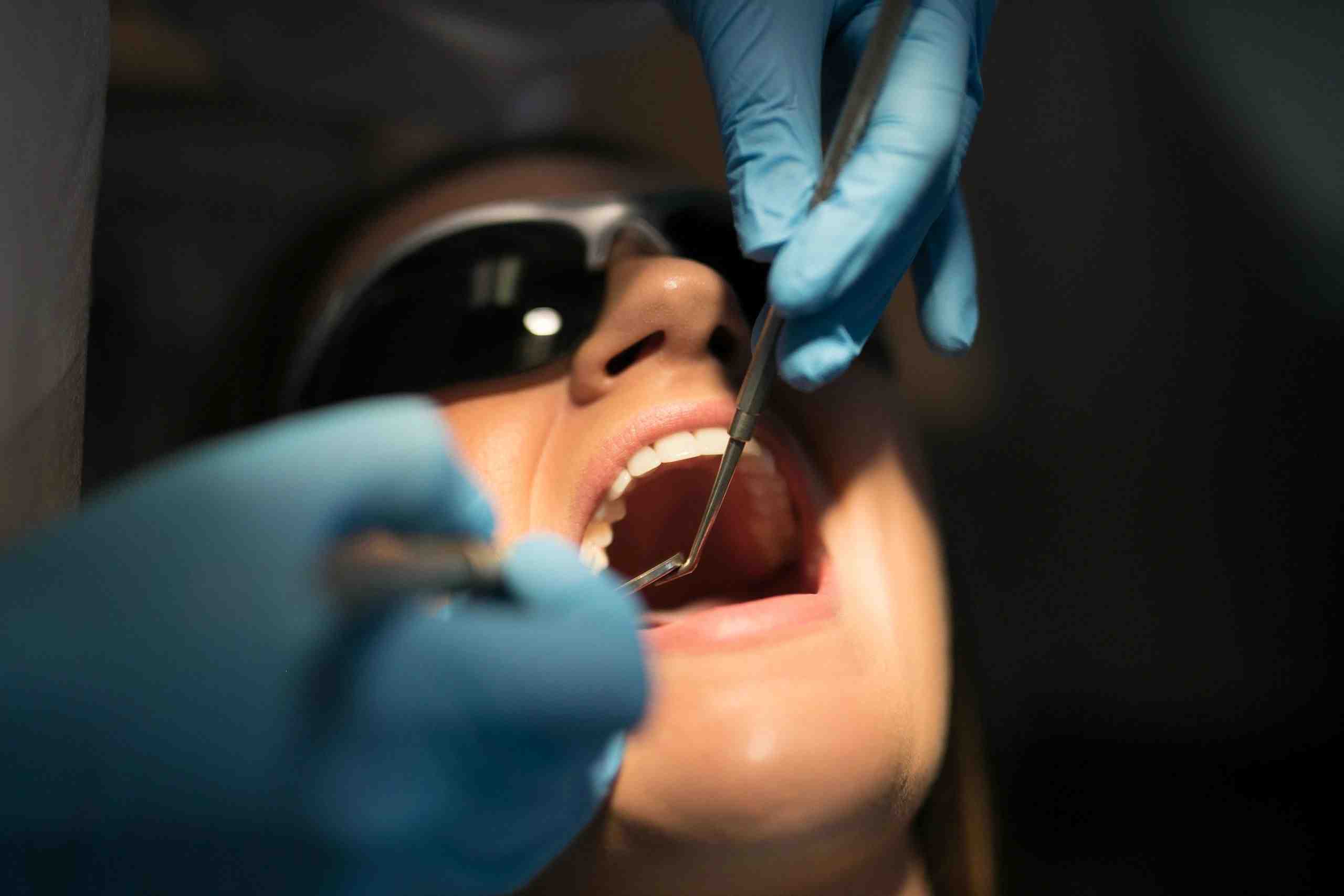How do I find a good affordable dentist?