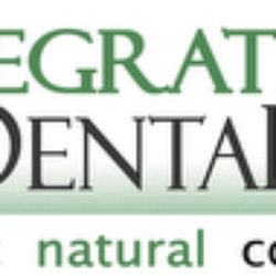 What is the difference between a holistic dentist regular dentist?