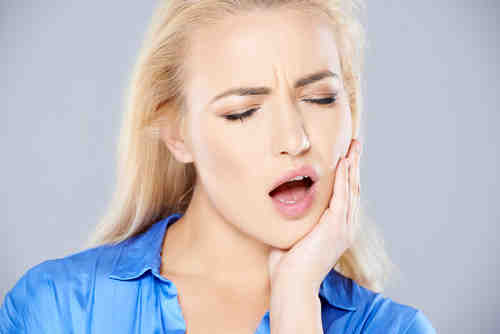 Can Urgent Care pull a tooth?