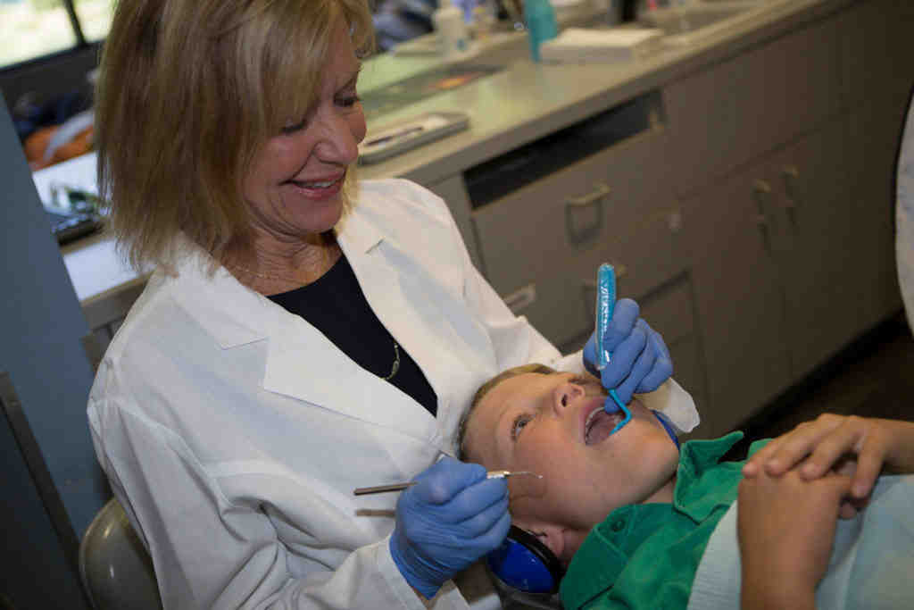 How many dentists are in San Diego?